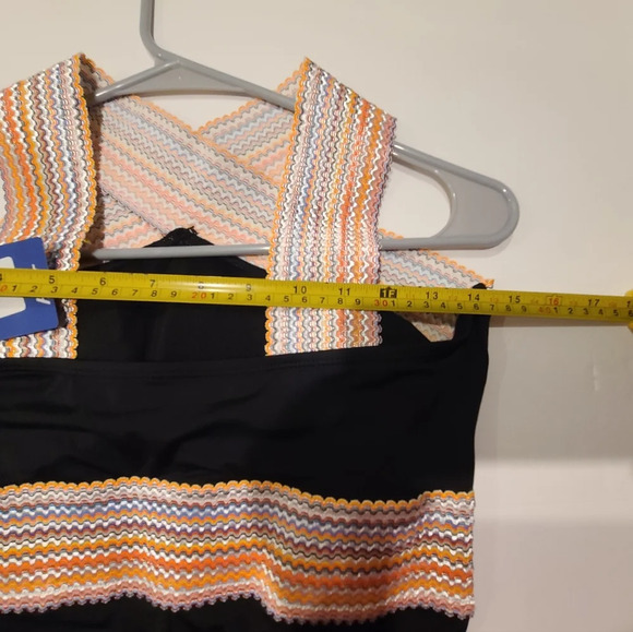 NWT Hilor women's one piece swimwear halter sz.M (8-10) - Picture 6 of 9